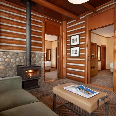 Fairmont Jasper Park Lodge Exterior photo