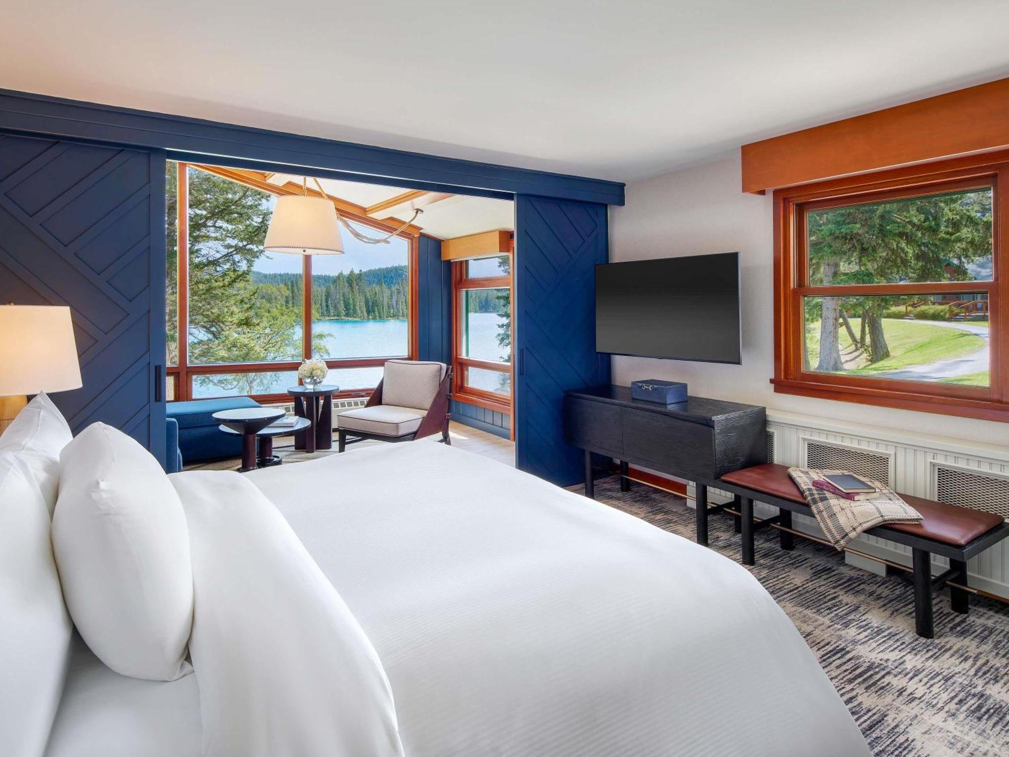 Fairmont Park 4*